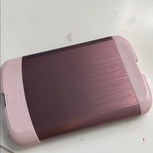 Pink metal card holder